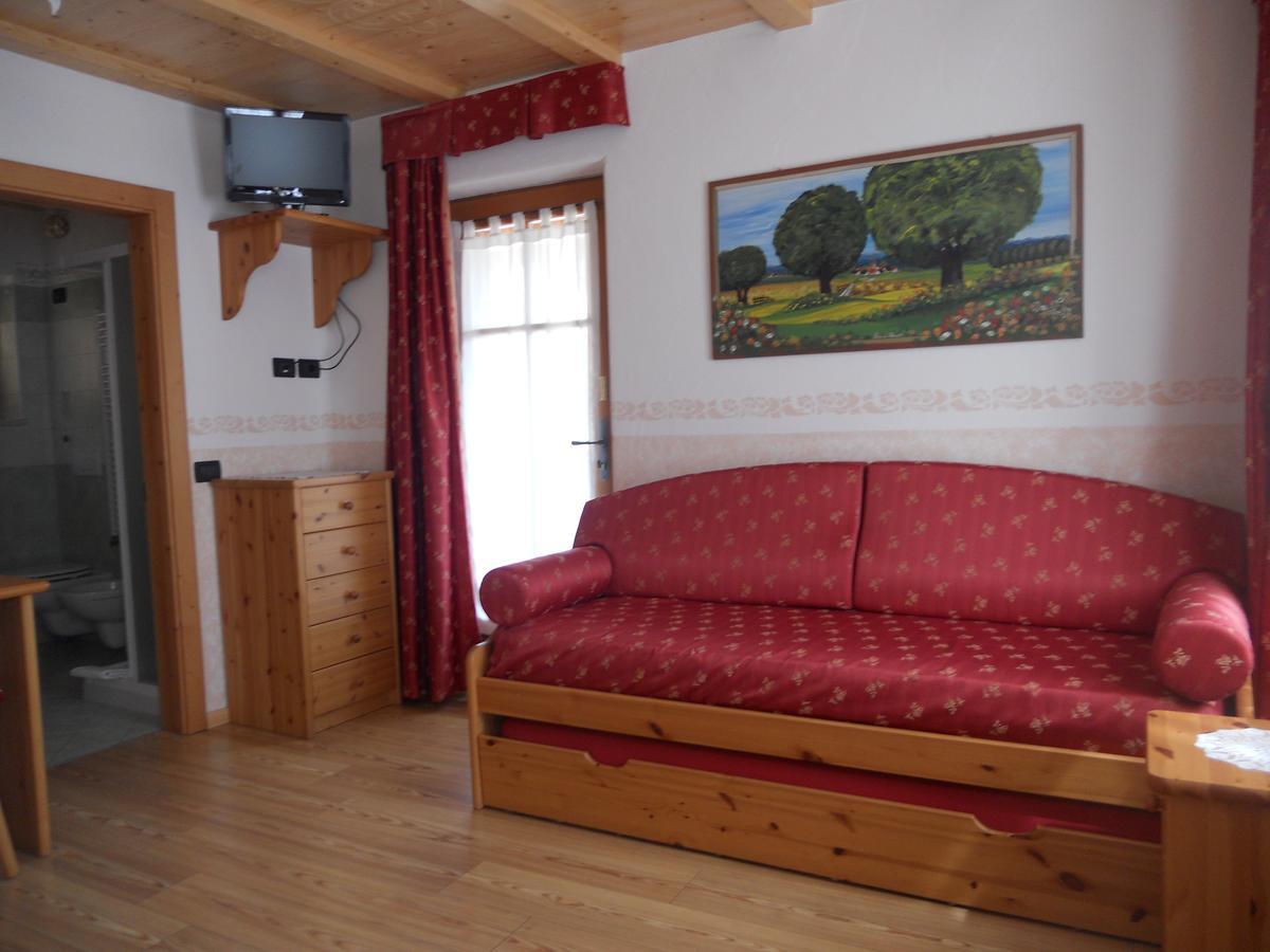 Hotel Salvanel Cavalese Buitenkant foto