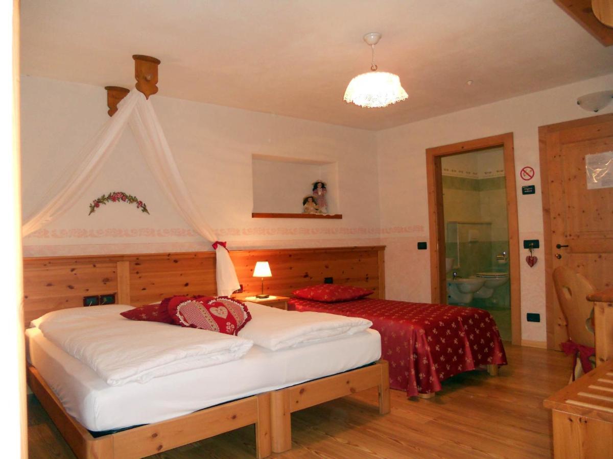 Hotel Salvanel Cavalese Buitenkant foto